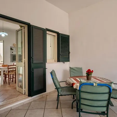 Casa Vacanze Kaloceri Torre dell'Orso Exterior photo